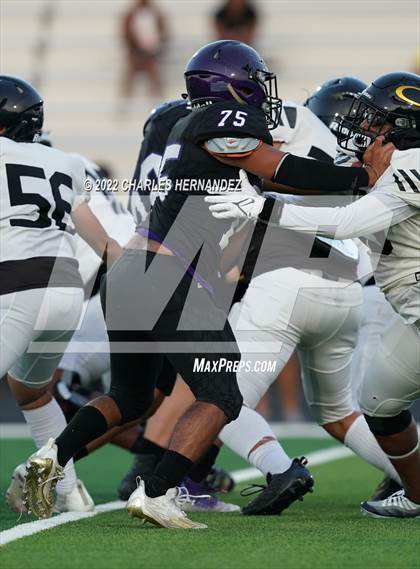 Thumbnail 2 in Klein Oak @ College Station (A Teams) photogallery.