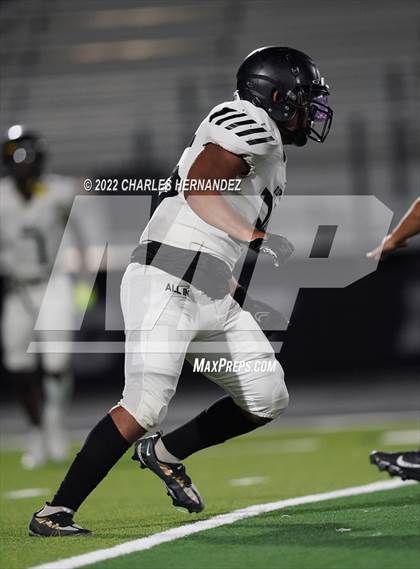 Thumbnail 2 in Klein Oak @ College Station (A Teams) photogallery.