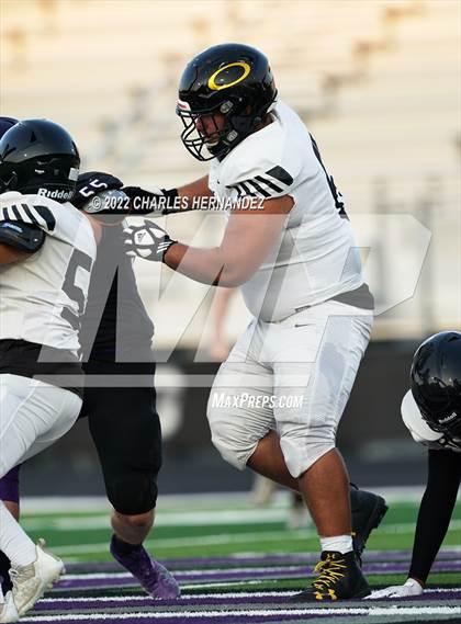 Thumbnail 1 in Klein Oak @ College Station (A Teams) photogallery.