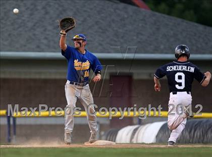 Thumbnail 2 in Batavia vs Oakfield-Alabama (Rotary Tournament Championship) photogallery.