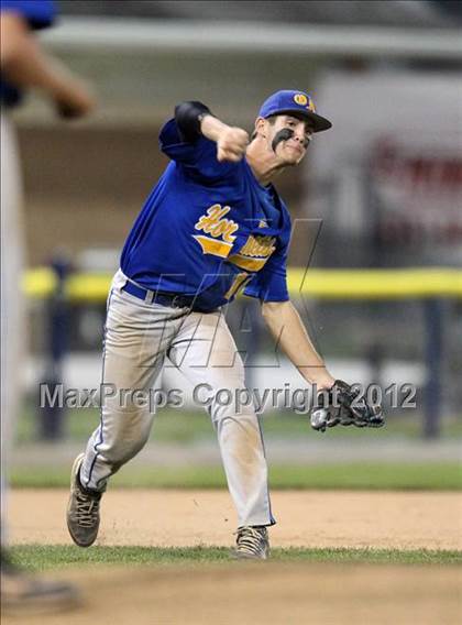 Thumbnail 3 in Batavia vs Oakfield-Alabama (Rotary Tournament Championship) photogallery.