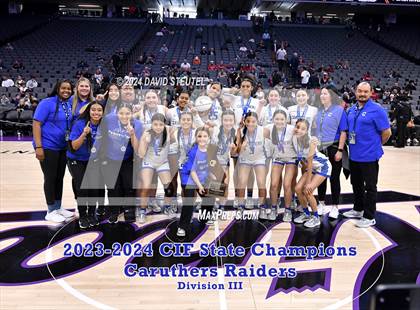 Thumbnail 2 in Caruthers (CIF State D3 Awards) photogallery.