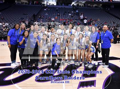 Thumbnail 1 in Caruthers (CIF State D3 Awards) photogallery.