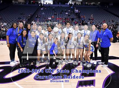 Thumbnail 2 in Caruthers (CIF State D3 Awards) photogallery.