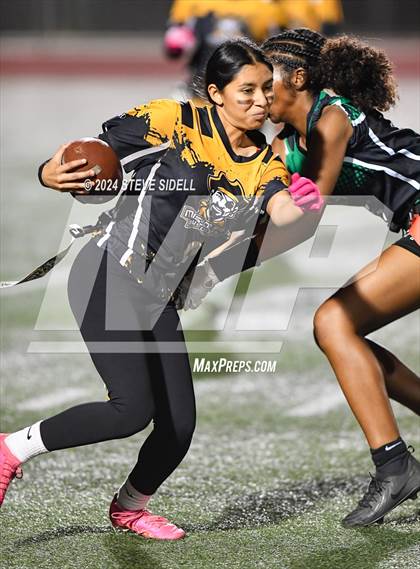Thumbnail 2 in Lincoln vs Mission Bay (CIF-SD D2 First Round) photogallery.