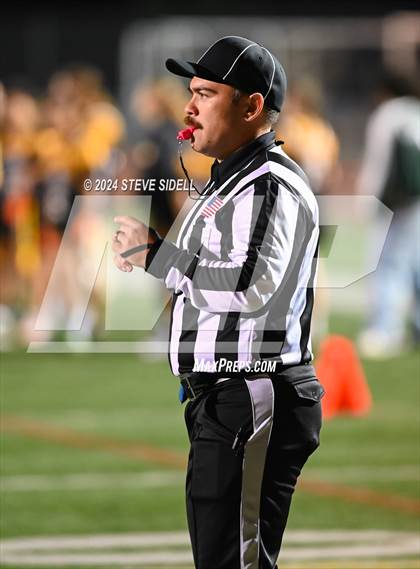 Thumbnail 3 in Lincoln vs Mission Bay (CIF-SD D2 First Round) photogallery.