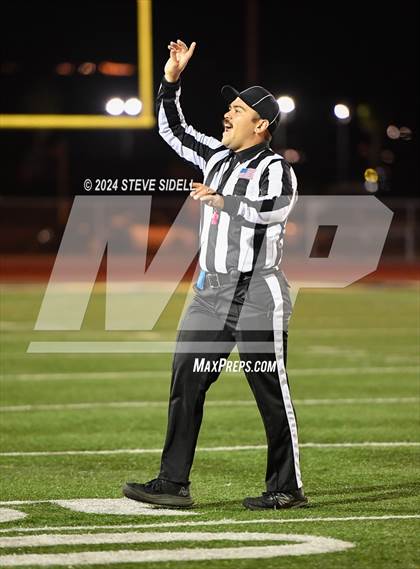 Thumbnail 3 in Lincoln vs Mission Bay (CIF-SD D2 First Round) photogallery.