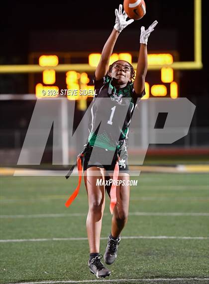 Thumbnail 1 in Lincoln vs Mission Bay (CIF-SD D2 First Round) photogallery.