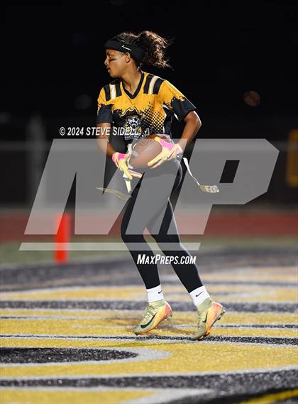 Thumbnail 1 in Lincoln vs Mission Bay (CIF-SD D2 First Round) photogallery.