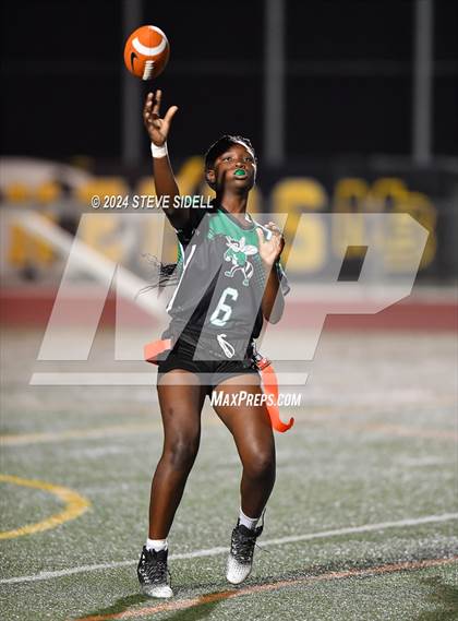 Thumbnail 2 in Lincoln vs Mission Bay (CIF-SD D2 First Round) photogallery.