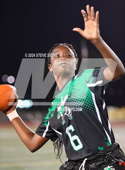 Thumbnail 1 in Lincoln vs Mission Bay (CIF-SD D2 First Round) photogallery.