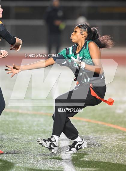 Thumbnail 2 in Lincoln vs Mission Bay (CIF-SD D2 First Round) photogallery.
