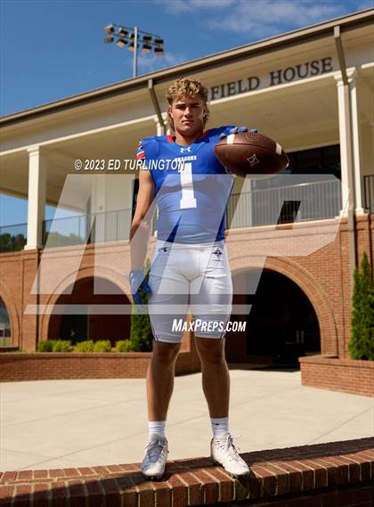 Thumbnail 3 in 2022-23 MaxPreps Male National Athlete of the Year (Sammy Brown) photogallery.