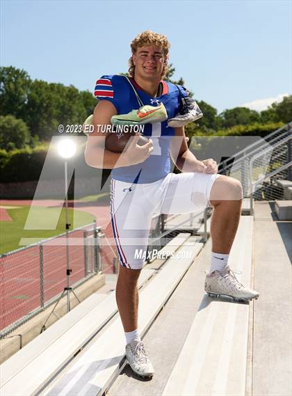 Thumbnail 2 in 2022-23 MaxPreps Male National Athlete of the Year (Sammy Brown) photogallery.