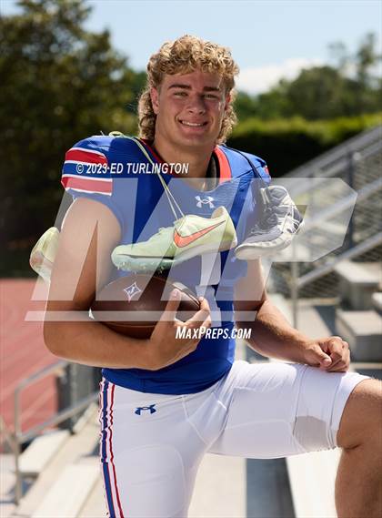 Thumbnail 1 in 2022-23 MaxPreps Male National Athlete of the Year (Sammy Brown) photogallery.