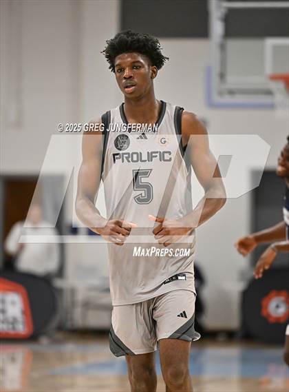 Thumbnail 2 in Prolific Prep of Napa Christian vs. Dream City Christian (The Crush in the Valley) photogallery.