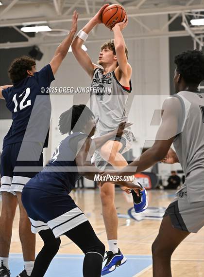 Thumbnail 2 in Prolific Prep of Napa Christian vs. Dream City Christian (The Crush in the Valley) photogallery.