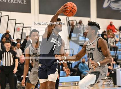 Thumbnail 2 in Prolific Prep of Napa Christian vs. Dream City Christian (The Crush in the Valley) photogallery.