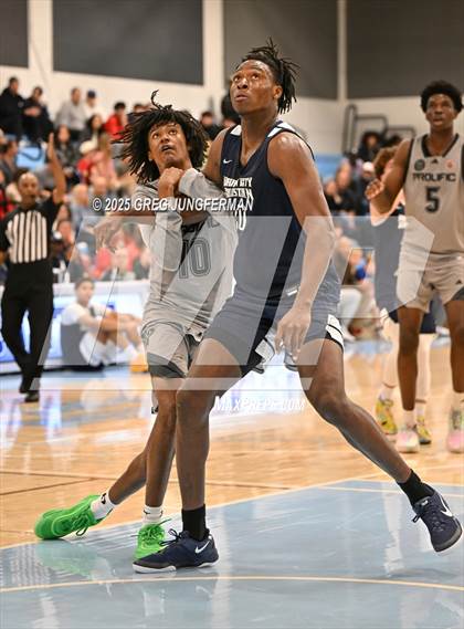 Thumbnail 3 in Prolific Prep of Napa Christian vs. Dream City Christian (The Crush in the Valley) photogallery.