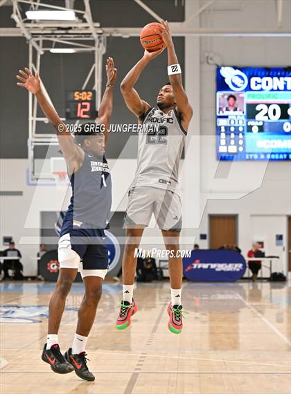 Thumbnail 2 in Prolific Prep of Napa Christian vs. Dream City Christian (The Crush in the Valley) photogallery.
