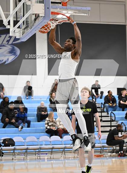 Thumbnail 3 in Prolific Prep of Napa Christian vs. Dream City Christian (The Crush in the Valley) photogallery.