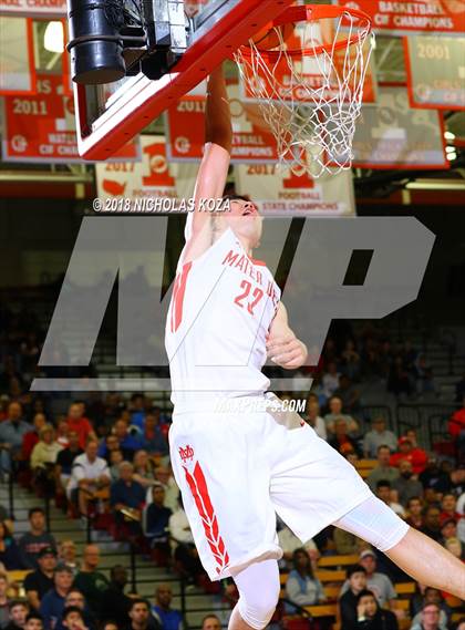 Thumbnail 1 in Chino Hills vs. Mater Dei (Nike Extravaganza) photogallery.
