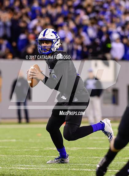 Thumbnail 3 in Union City vs. Montclair (NJSIAA North 1 Group 5 Final)  photogallery.