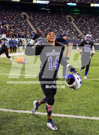 Thumbnail 3 in Union City vs. Montclair (NJSIAA North 1 Group 5 Final)  photogallery.