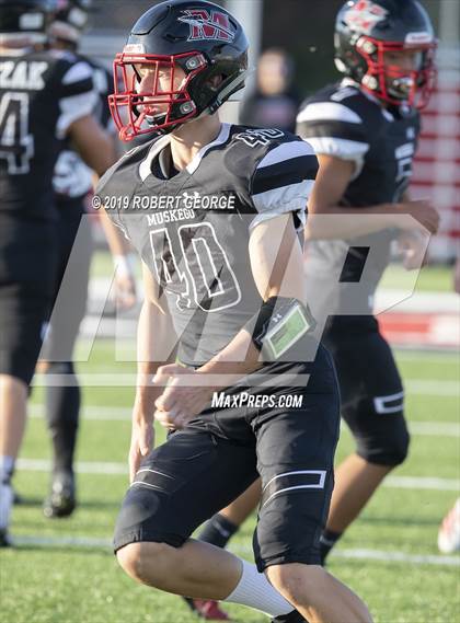 Thumbnail 1 in Arrowhead @ Muskego photogallery.
