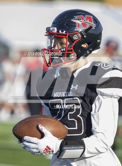 Thumbnail 1 in Arrowhead @ Muskego photogallery.