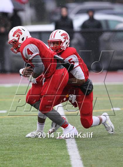 Thumbnail 2 in New Britain @ Norwich Free Academy (CIAC Class LL-Large Semifinal) photogallery.