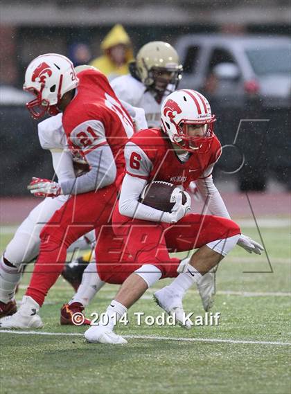 Thumbnail 3 in New Britain @ Norwich Free Academy (CIAC Class LL-Large Semifinal) photogallery.
