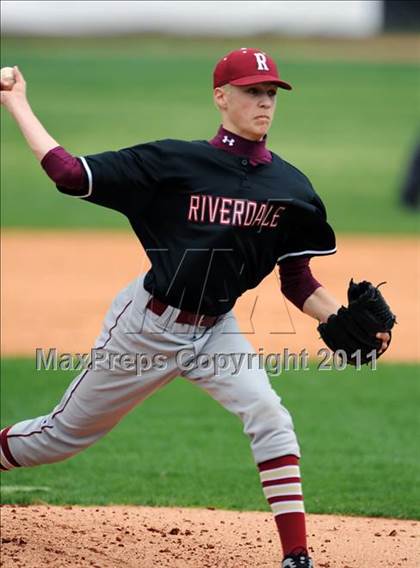 Thumbnail 3 in Riverdale vs. Collierville photogallery.
