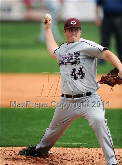 Thumbnail 3 in Riverdale vs. Collierville photogallery.