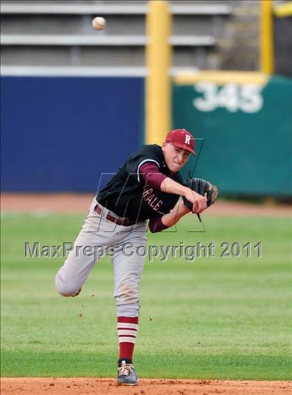 Thumbnail 2 in Riverdale vs. Collierville photogallery.