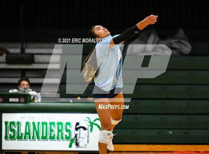 Thumbnail 3 in Coronado vs High Tech CV (CIF SDS D3 1st Round) photogallery.