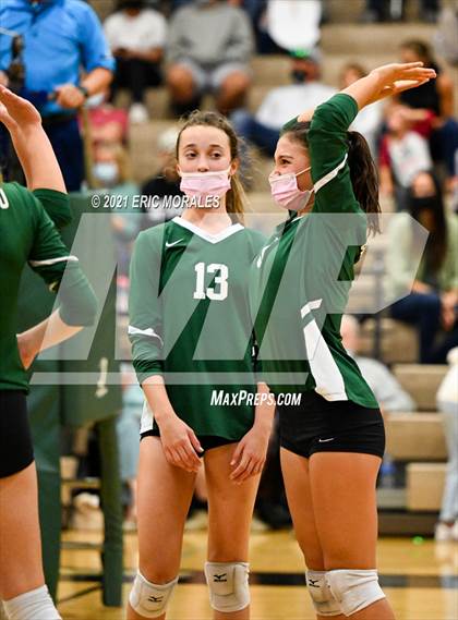 Thumbnail 2 in Coronado vs High Tech CV (CIF SDS D3 1st Round) photogallery.