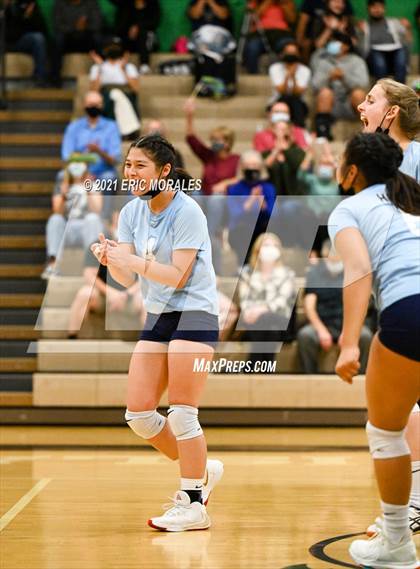 Thumbnail 2 in Coronado vs High Tech CV (CIF SDS D3 1st Round) photogallery.