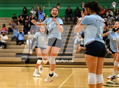 Thumbnail 1 in Coronado vs High Tech CV (CIF SDS D3 1st Round) photogallery.