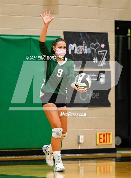 Thumbnail 1 in Coronado vs High Tech CV (CIF SDS D3 1st Round) photogallery.
