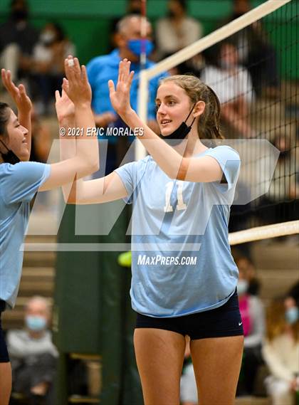Thumbnail 3 in Coronado vs High Tech CV (CIF SDS D3 1st Round) photogallery.