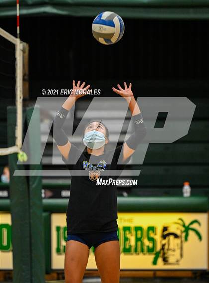 Thumbnail 2 in Coronado vs High Tech CV (CIF SDS D3 1st Round) photogallery.