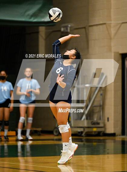 Thumbnail 2 in Coronado vs High Tech CV (CIF SDS D3 1st Round) photogallery.