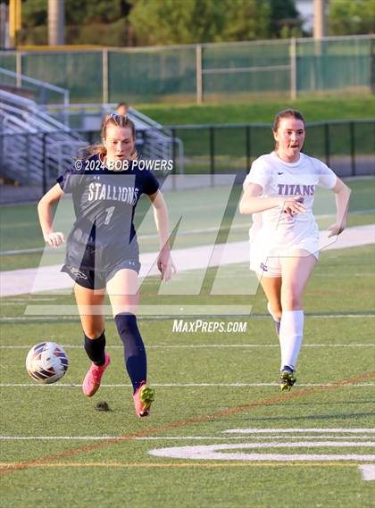 Thumbnail 2 in Alexandria City @ South County (Class 6 Region C Quarterfinal) photogallery.