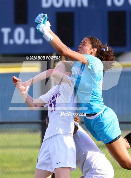 Thumbnail 2 in Alexandria City @ South County (Class 6 Region C Quarterfinal) photogallery.