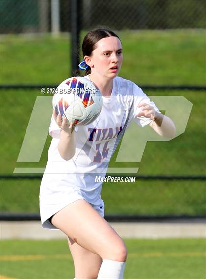 Thumbnail 1 in Alexandria City @ South County (Class 6 Region C Quarterfinal) photogallery.