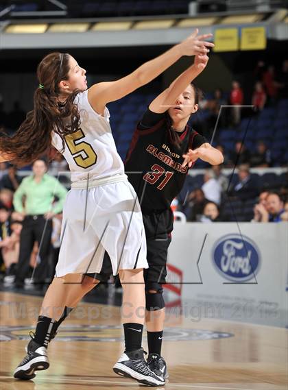 Thumbnail 3 in Alemany vs. Calabasas (CIF SS DIV 3AA Final) photogallery.