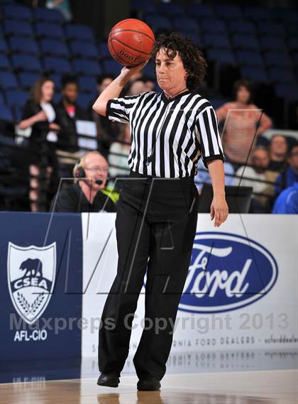 Thumbnail 2 in Alemany vs. Calabasas (CIF SS DIV 3AA Final) photogallery.