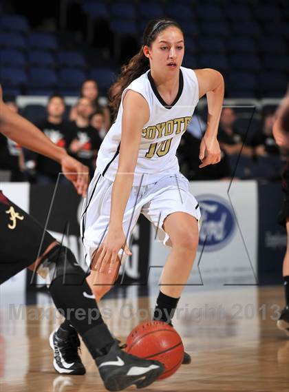 Thumbnail 3 in Alemany vs. Calabasas (CIF SS DIV 3AA Final) photogallery.