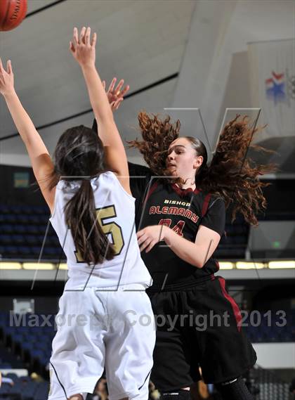 Thumbnail 2 in Alemany vs. Calabasas (CIF SS DIV 3AA Final) photogallery.